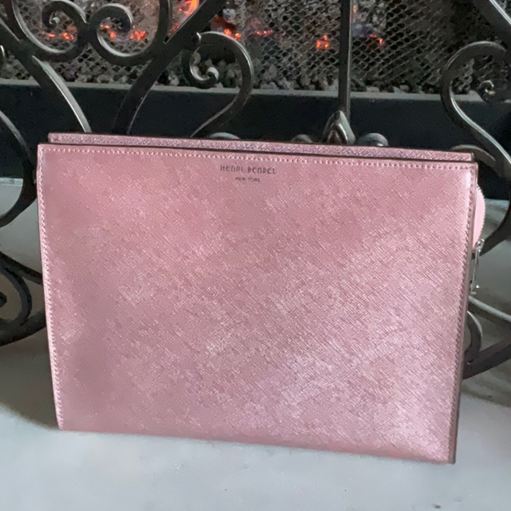 Henri Bendel West 57th Large Cosmetic Clutch Bag Pink NWT - Picture 3 of 8